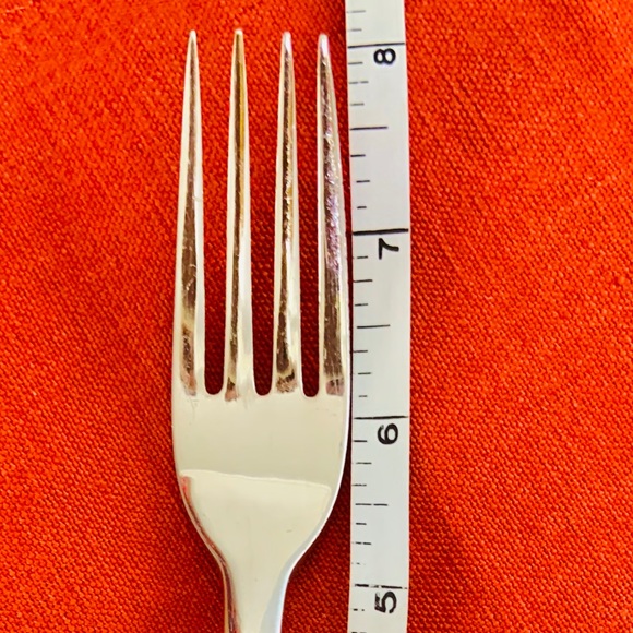 World 18/8 Tableware Stainless (4Pc) Flatware Set - Picture 4 of 6